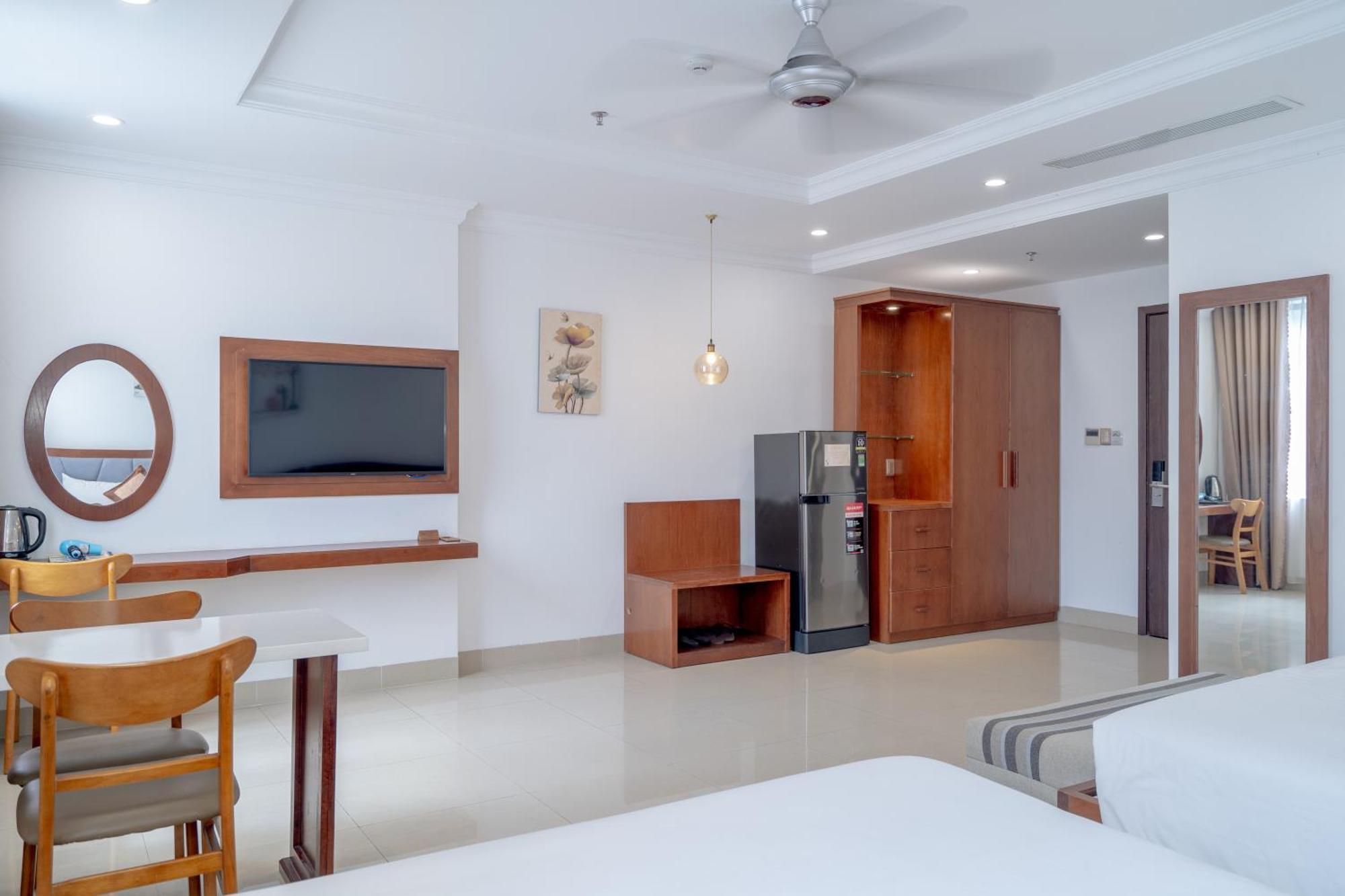 K Hotel Sauna And Massage Da Nang Exteriör bild