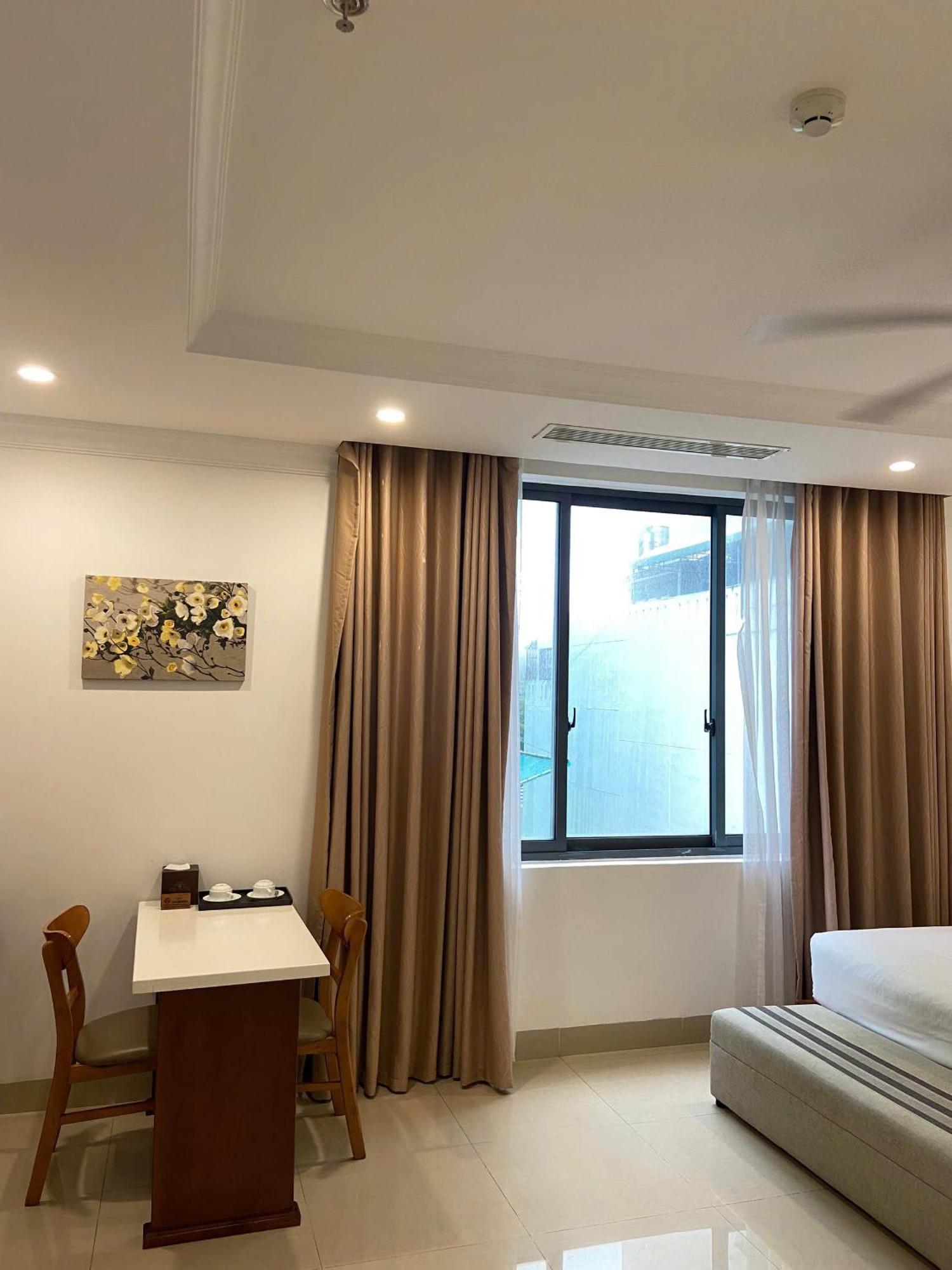 K Hotel Sauna And Massage Da Nang Exteriör bild