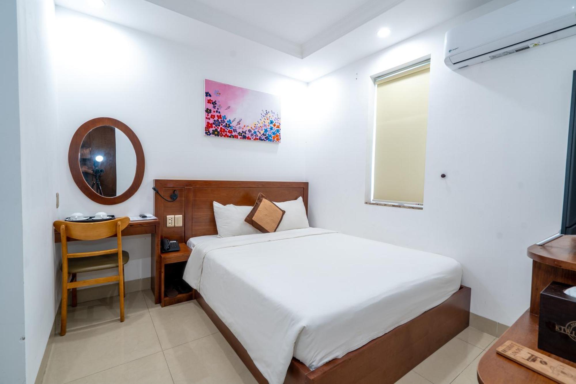 K Hotel Sauna And Massage Da Nang Exteriör bild